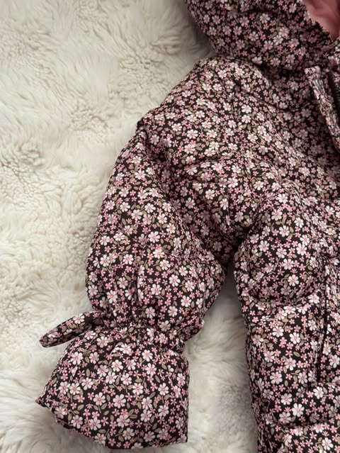 Puffy Jacket Flowers Design